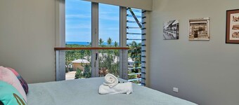 Bedrock Palm Cove I Private Pool I Sea Views I Family Retreat