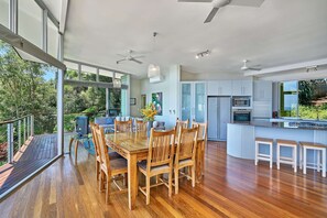 Hus | 4 soverom og internett