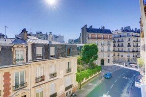 Exterior - Passy Glow | 2BR home in the 16th arrondissement (Paris)