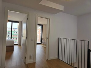 Interior - Eixample Penthouse - Bright 2BR duplex & terraces (Barcelona)