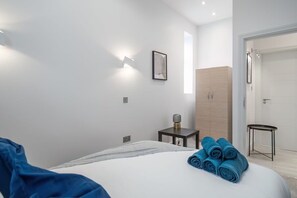 Strygejern/strygebræt, Wi-Fi, sengetøj