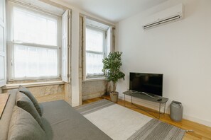 Living area - Ribeira Essence 1 by Hosty (Oporto)