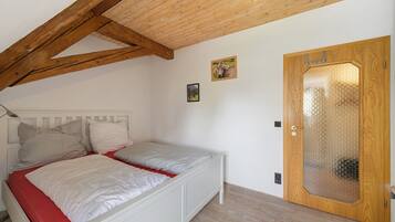 2 camere, ferro/asse da stiro, Wi-Fi, lenzuola