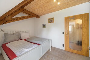 2 chambres, fer et planche à repasser, Wi-Fi, literie fournie