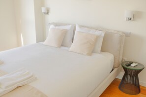 Room - Trindade Skyline Premium by Hosty (Oporto)