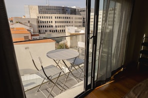 Interior - Trindade Skyline Premium by Hosty (Oporto)