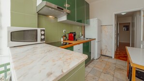 Private kitchen - Cedofeita Terrace by Hosty (Oporto)