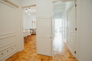 Interior - Cedofeita Apartment by Hosty (Oporto)