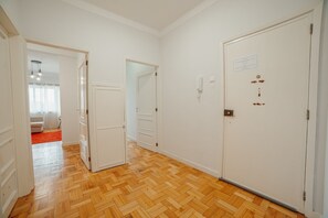 Interior - Cedofeita Apartment by Hosty (Oporto)