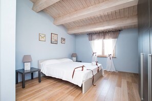 Chalet, 2 habitaciones, balcón, vistas al jardín | 2 dormitorios