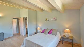 Chalet, 2 Bedrooms, Balcony, Garden View | 2 bedrooms