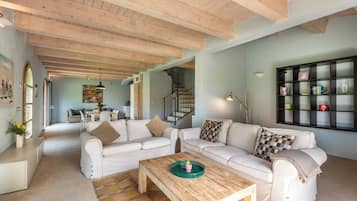 Chalet, 2 chambres, balcon, vue jardin | Salle de séjour