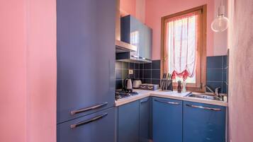 Chalet, 2 Bedrooms, Smoking, Balcony | Interior