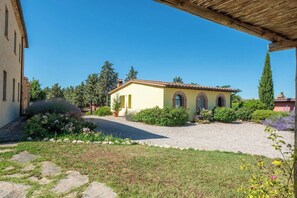Appartement, 2 chambres, balcon, vue jardin | Enceinte de l’hébergement