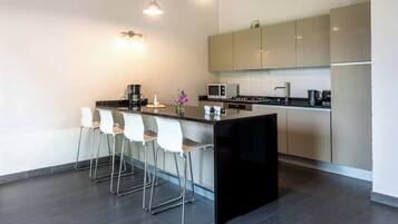 Chalet, 2 Bedrooms, Smoking, Balcony | Interior