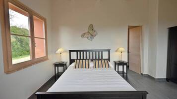 Chalet, 2 Bedrooms, Smoking, Balcony | 2 bedrooms