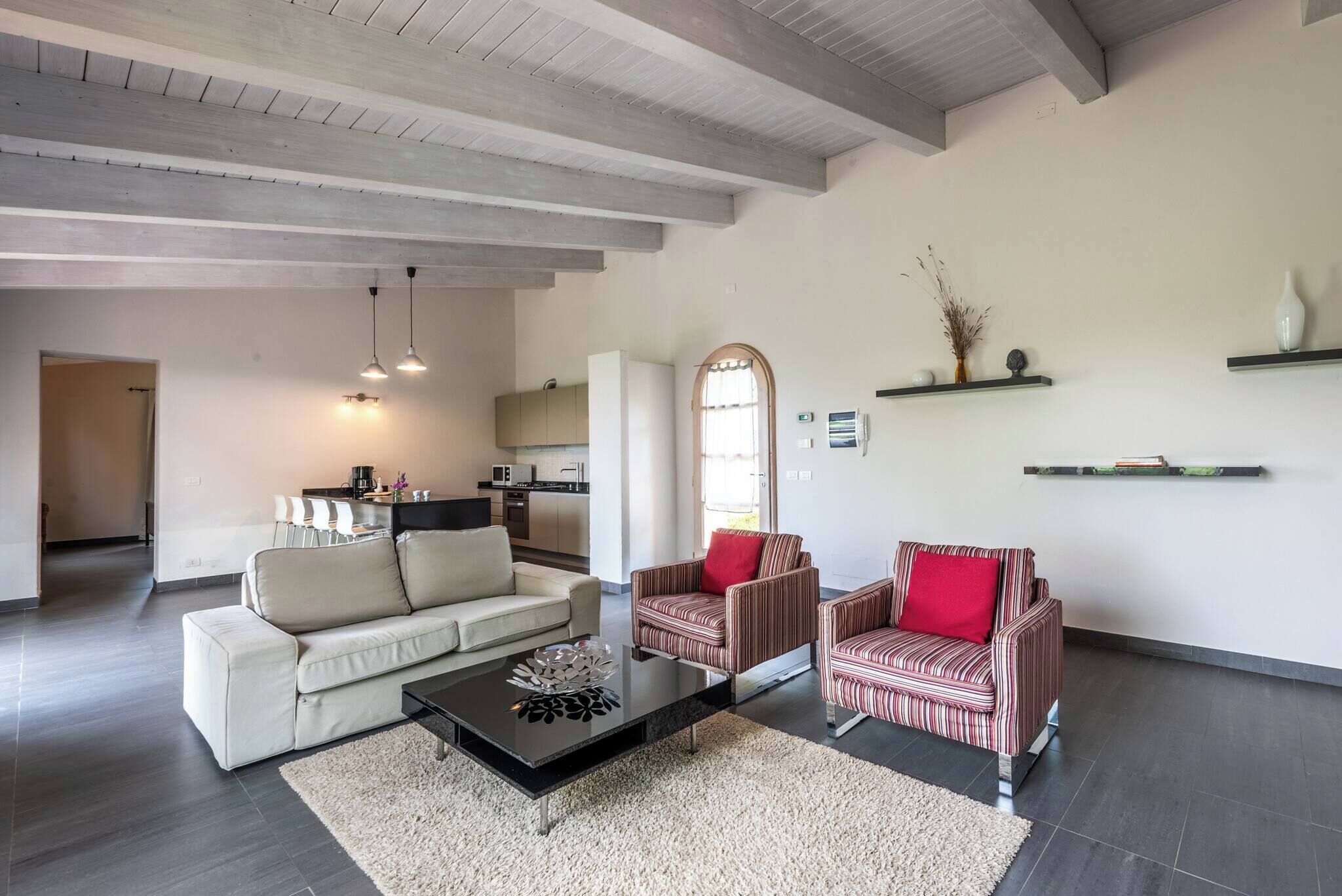 Chalet, 2 slaapkamers, roken, balkon | Woonkamer