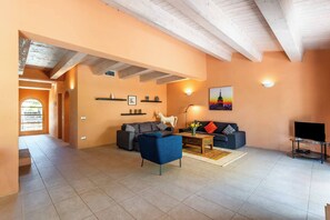 Apartment, 3 Schlafzimmer, Balkon, Gartenblick | Wohnzimmer