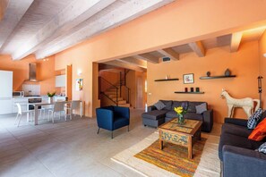 Apartment, 3 Schlafzimmer, Balkon, Gartenblick | Wohnbereich