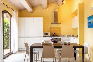 Apartment, 3 Bedrooms, Balcony, Garden View | Dining room - Villa Limone - 3 Bedroom Villa in Tuscany (Trequanda)