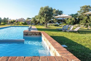 Apartment, 3 Bedrooms, Balcony, Garden View | Pool - Villa Limone - 3 Bedroom Villa in Tuscany (Trequanda)