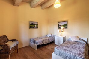 Apartment, 3 Bedrooms, Balcony, Garden View | 3 bedrooms - Villa Limone - 3 Bedroom Villa in Tuscany (Trequanda)