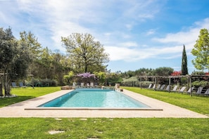 Outdoor pool - Apartment Olivo - 3 Bedroom Apartment in Tuscany (Trequanda)