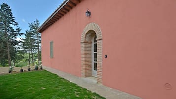 Chalet, 2 Bedrooms, Smoking, Balcony | Exterior