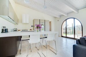 Chalet, 2 habitaciones, para fumadores, balcón | Comedor