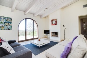 Chalet, 2 chambres, fumeurs, balcon | Salle de séjour