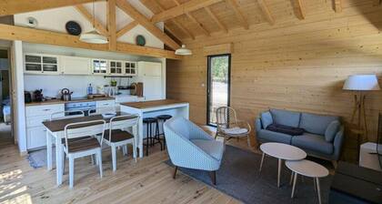 Chalet Near Chambrette Beach Access