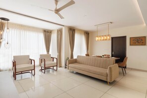 Apartment (2 Bedrooms) | Interior - Skyvista Living by Redolivejp Nagar2bhklavish (Bengaluru)