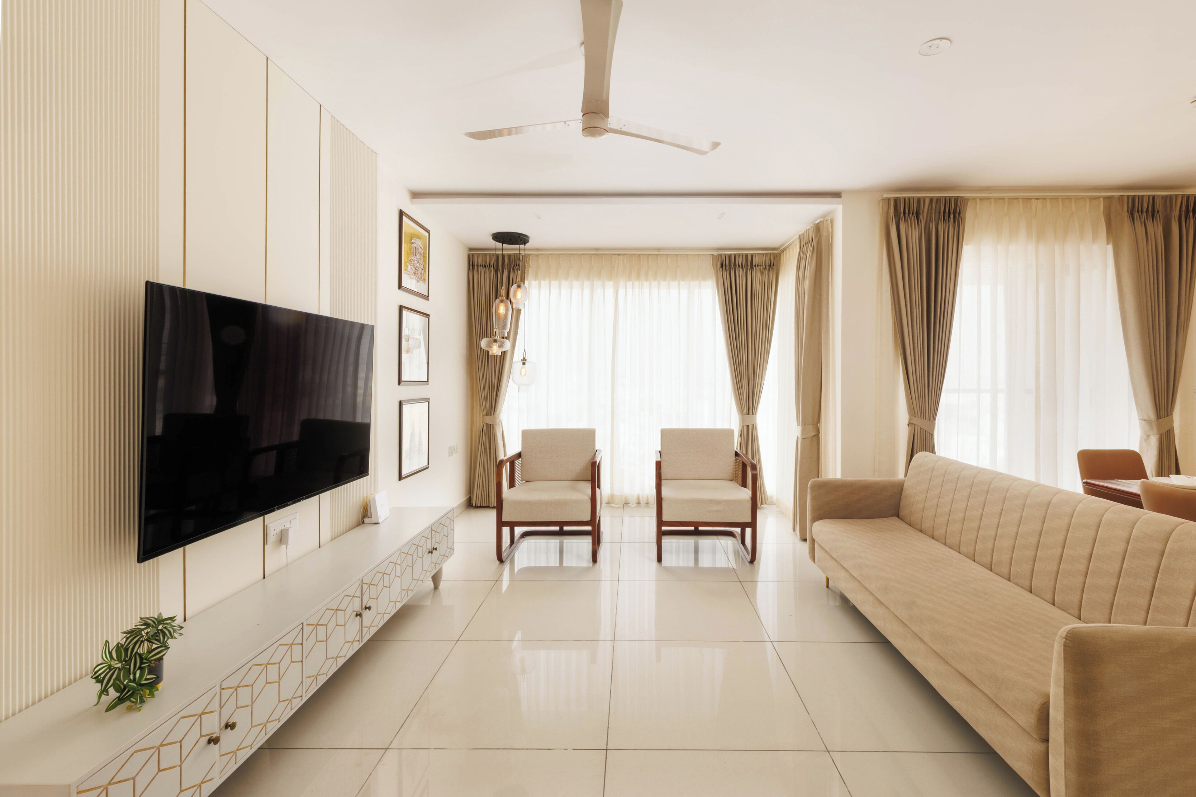 Departamento (2 Bedrooms) | Área de sala de estar | Televisión 