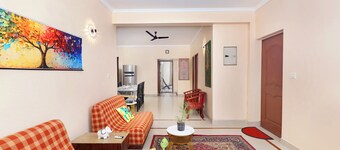 Taj Luxuria by Red Olive10min to Taj Mahal3bhk