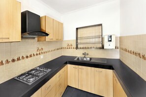 Apartment (2 Bedrooms) | Interior - Amber Crest by Redolive10min ~airportdelhi2bhk (New Delhi)