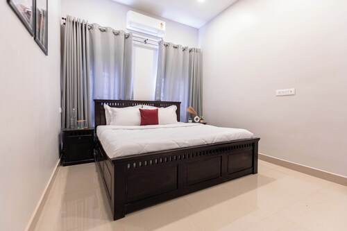 Calcutta Heritage by Jadecaps Shyambazar 2bhk