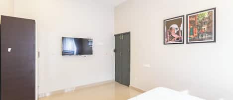 Apartment (3 Bedrooms)