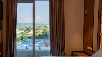 Superior Double Room, Balcony, Pool View | Desk, soundproofing, iron/ironing board, free WiFi