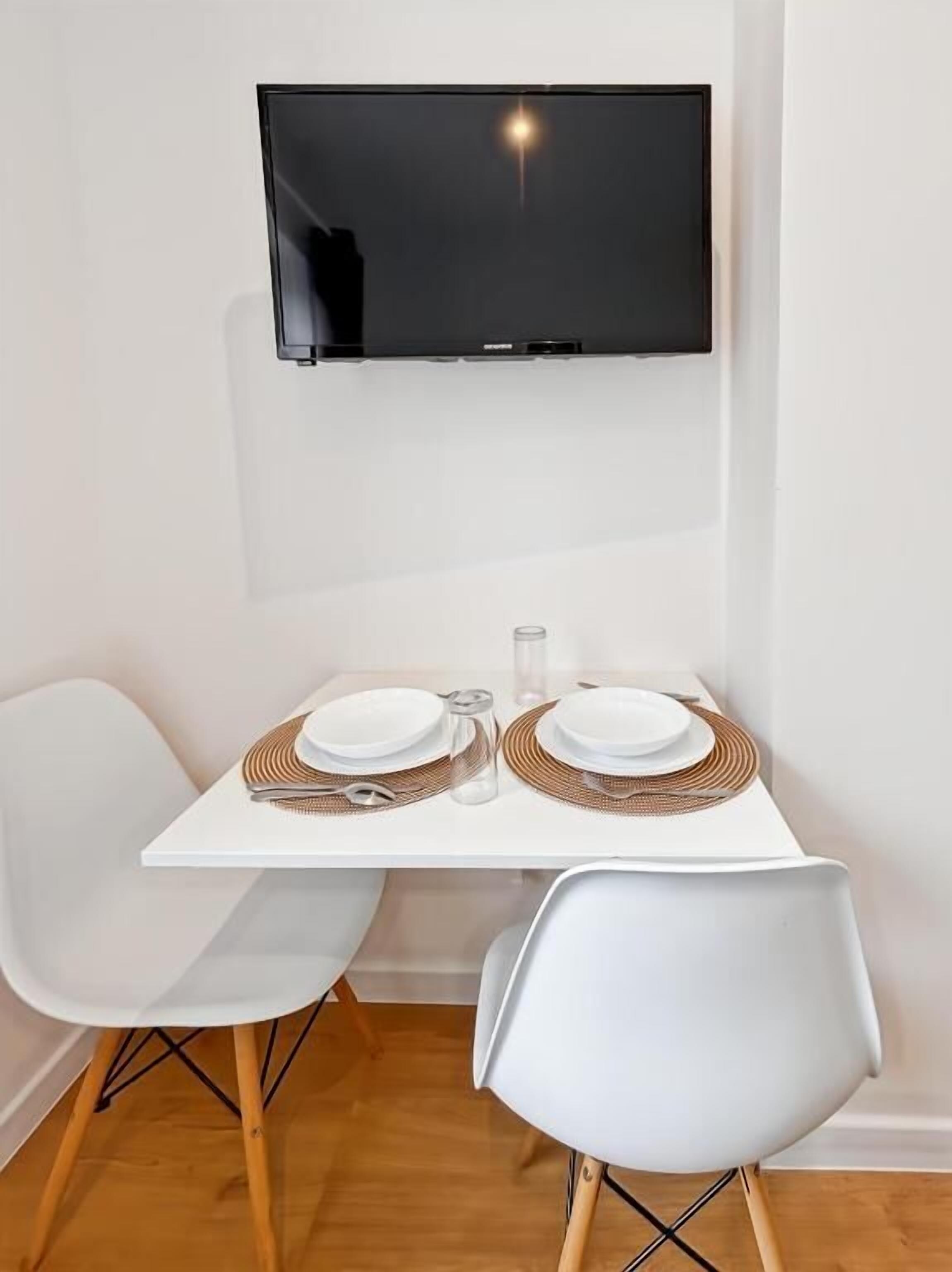 Comfort Double Room, 1 Double Bed | Dining