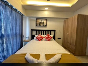 1 quarto, Wi-Fi de cortesia, roupa de cama