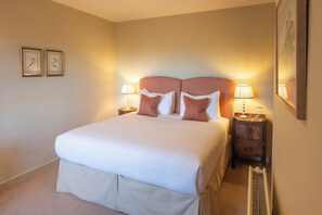 House, 2 Bedrooms, Garden View | Desk, laptop workspace, free WiFi, bed sheets - Gamekeepers Cottage at Rosebery Steading (Gorebridge)