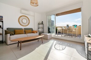 TV - Apartment 4P La Couronne Beach (Martigues)