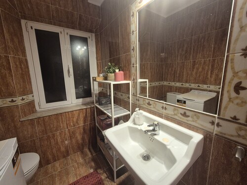 305A The people's apartment