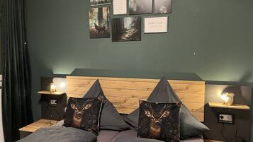 2 Schlafzimmer, Bügeleisen/Bügelbrett, Bettwäsche