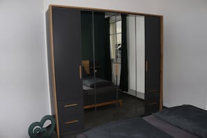 2 bedrooms, iron/ironing board, bed sheets - Feel-good apartment in Binsdorf (Geislingen)