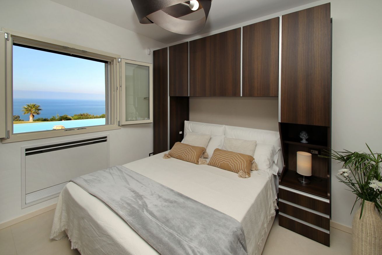 4 bedrooms, in-room safe, iron/ironing board, travel crib
