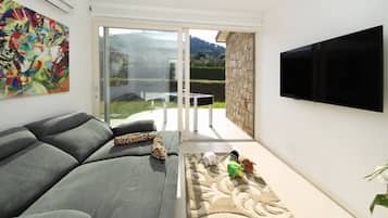 Caminetto, tavolo da ping pong