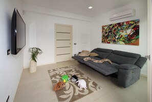 Kamin, Tischtennisplatte