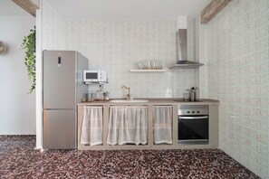 舒適別墅 | 私人廚房 | 電冰箱、烤箱、烤麵包機、烤盤