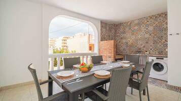 Traditional House, 3 Bedrooms | Terrace/patio